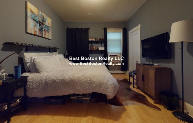206 SOMERVILLE AVE