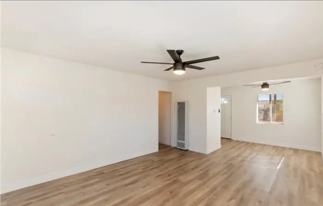 Stylish & Spacious: Newly Renovated 3 Bedroom Home with Large Backyard and Modern Amenities.