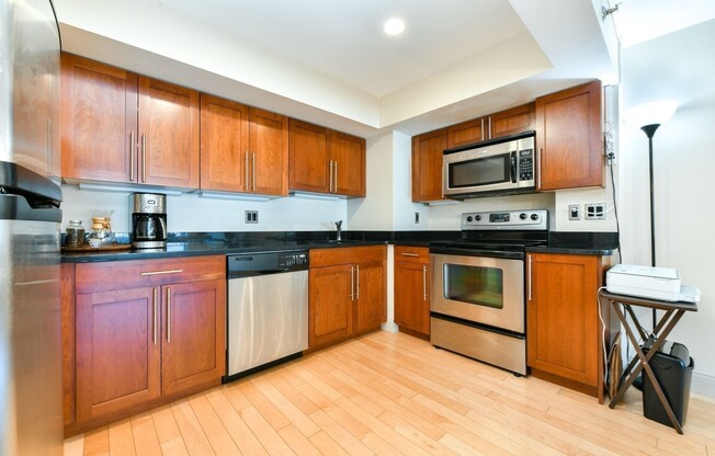 1 bed, 1 bath, 750 sqft, $3,150, Unit 1009