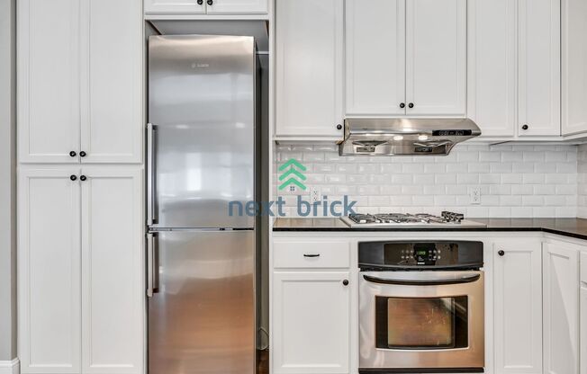 1 BED & 1 BATH CONDO FOR RENT