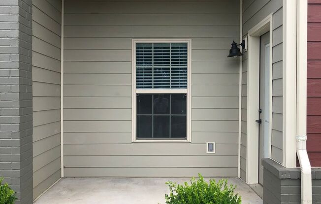 2 beds, 2 baths, 1,074 sqft, $905, Unit 39