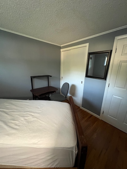 240 GREENAWAY DR