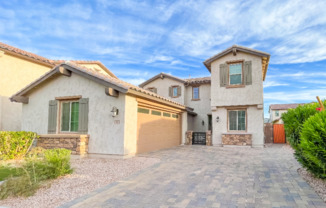118 E Canyon Way