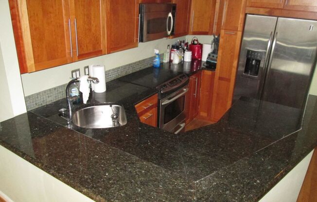 Prime Location! Fabulous 2 bed 2 bath along the U Street Corridor at 16th St NW