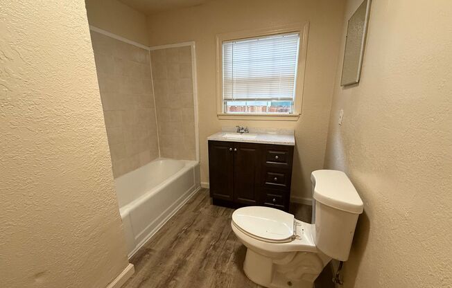 3534 20th Ave #A - Sacramento 95820