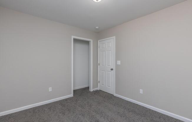 3 beds, 1 bath, $1,595
