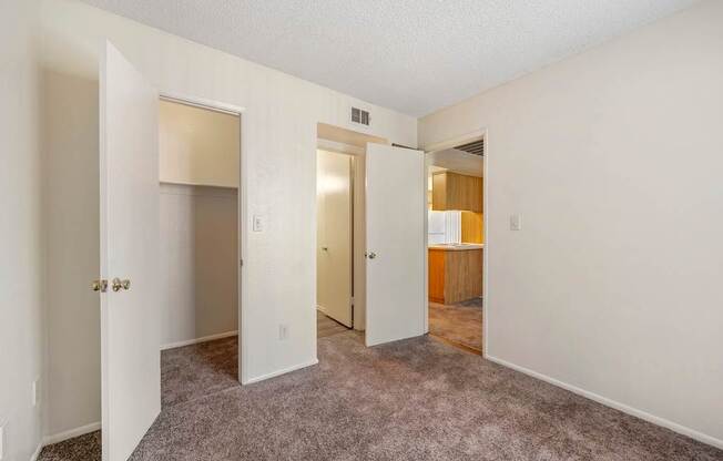 Glen Oaks Bedroom with Ensuite Bathroom