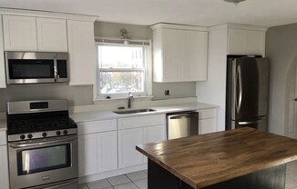 81 LEXINGTON ST