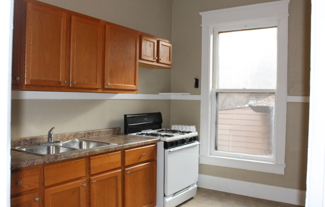 1 bed, 1 bath, 406 sqft, $956, Unit 10A