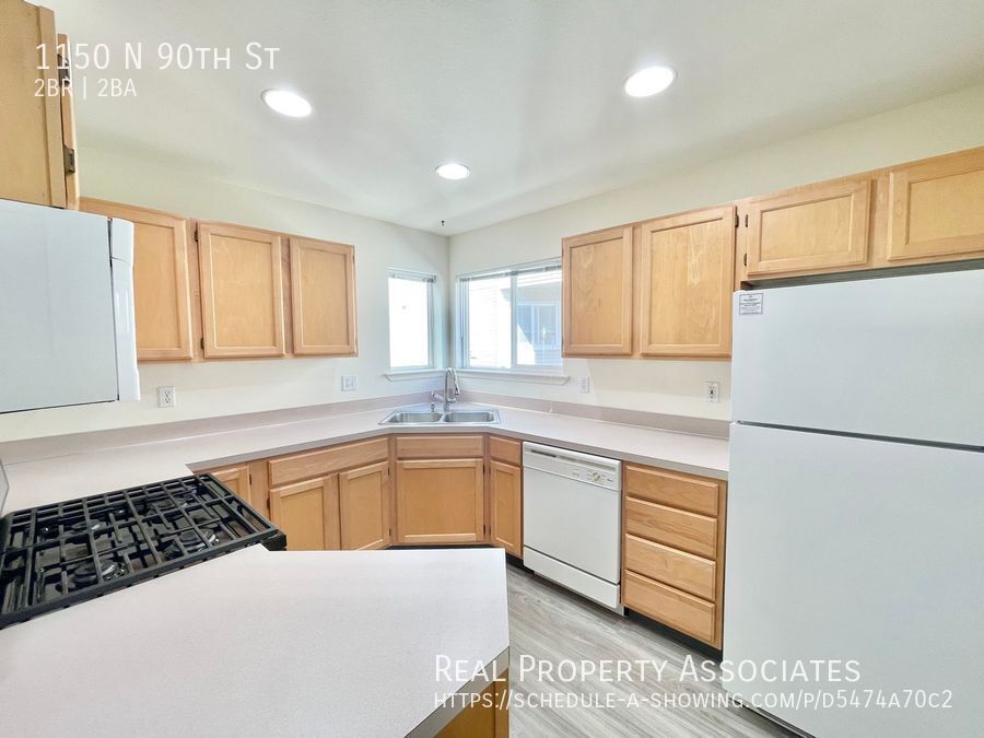 1150 N 90 ST