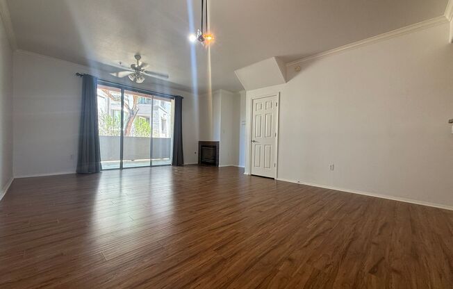 2 beds, 2.5 baths, $1,900, Unit APARTMENT 1271