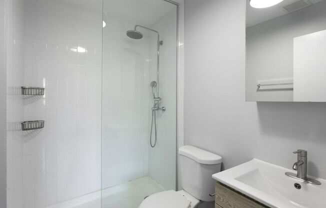 2 beds, 2 baths, 622 sqft, $2,400, Unit 319