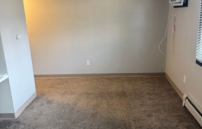 1 bed, 1 bath, 650 sqft, $599, Unit Unit 20