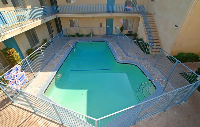 CLN - Collins Apts.