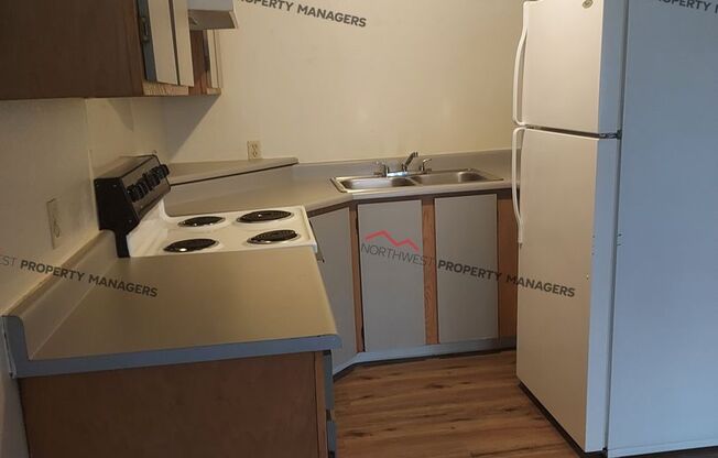 1 bed, 1 bath, 458 sqft, $895, Unit 1121-303