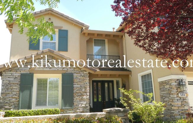 North Natomas Lake Front Home