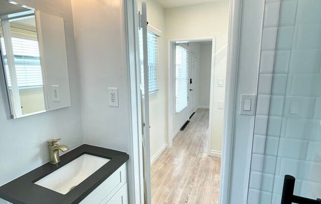 Studio, 1 bath, 228 sqft, $1,995, Unit 10378