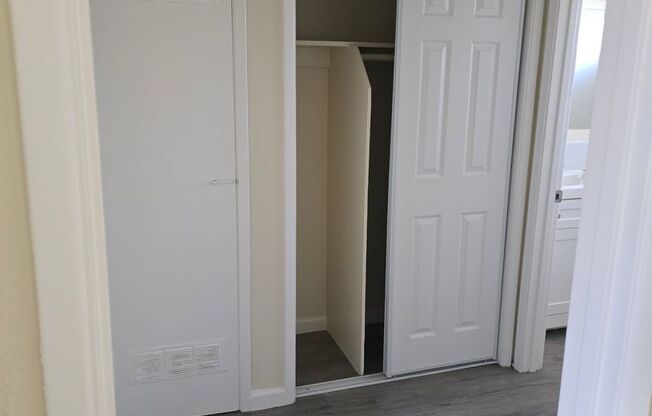 1 bed, 1 bath, 625 sqft, $1,350, Unit C-14