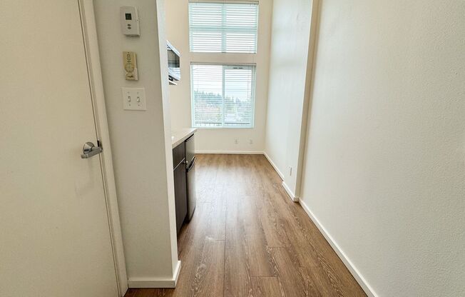 Studio, 1 bath, 186 sqft, $1,295, Unit 503-ARCH
