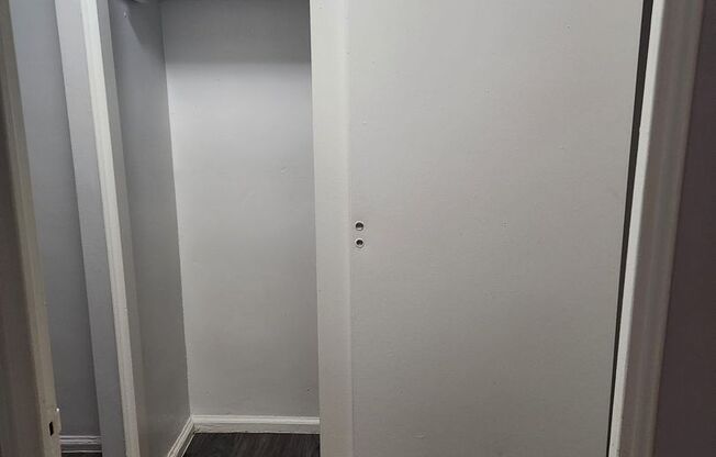 Studio, 1 bath, 400 sqft, $1,200, Unit 624