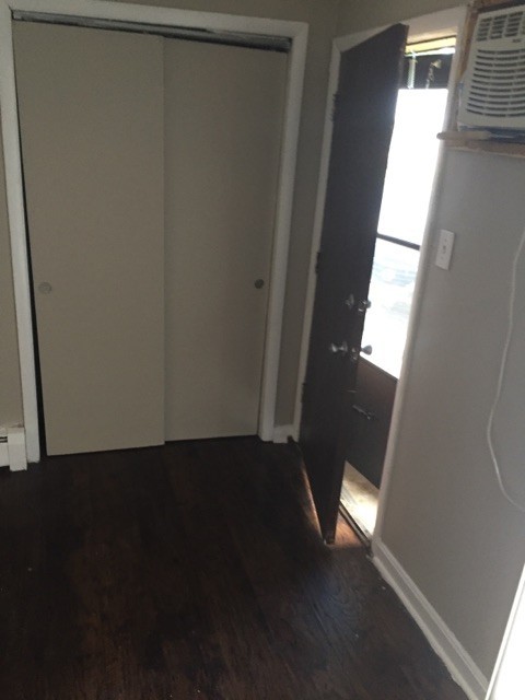 Studio, 1 bath, $850, Unit 4