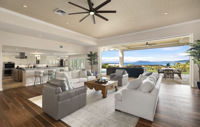 Luxury, Pool, AC & Stunning Ocean Views: Hale Makana