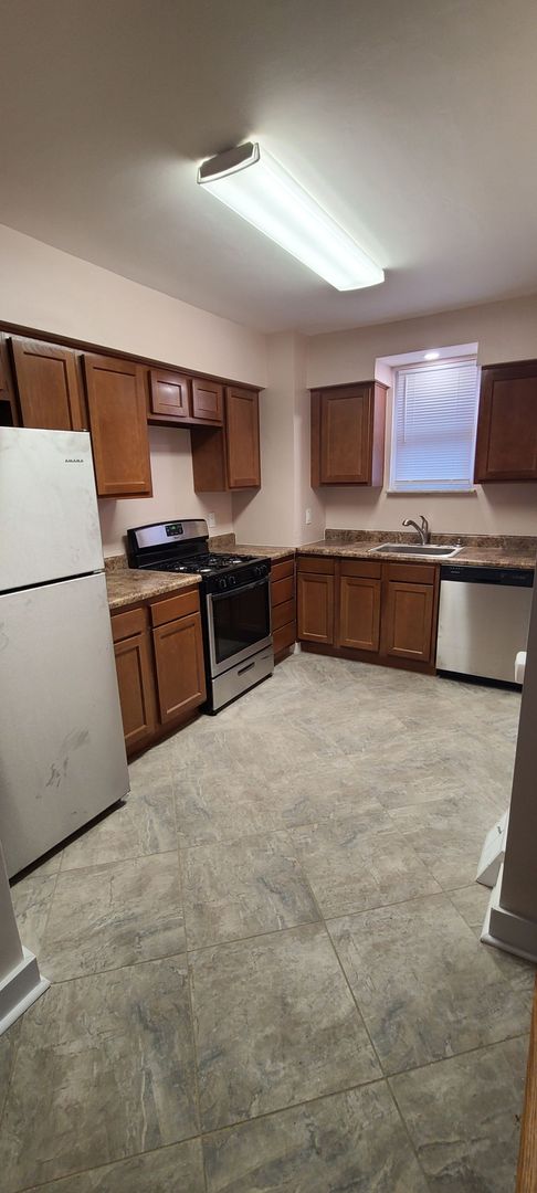 715 Wisteria Associates LLC