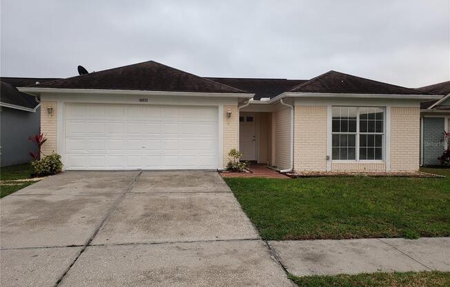 10033 CEDAR DUNE DR