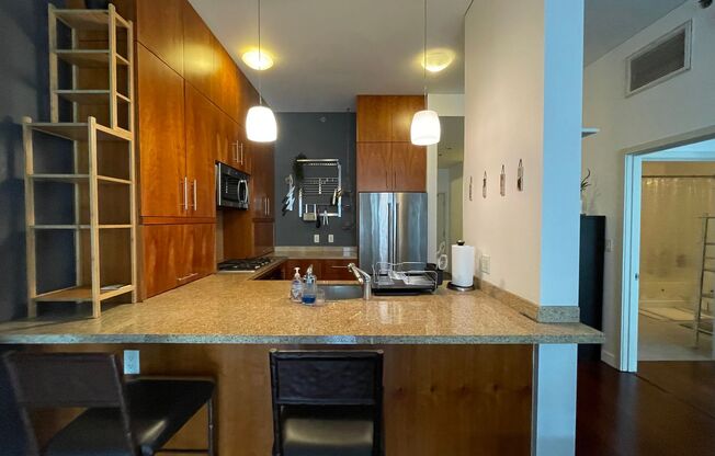 2 beds, 2 baths, $2,795, Unit # 414