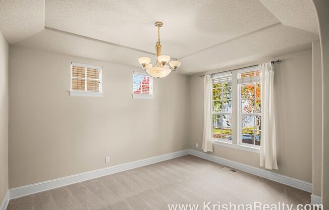 Gorgeous Exclusive Bauer Highland Community |3 BD | W/Den & Media Rm | 2.5 BA | Gourmet Kitchen Island | Findley/Stoller A+ Schools!