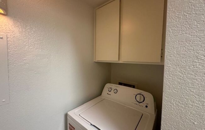 3 beds, 2 baths, $1,699, Unit # 113