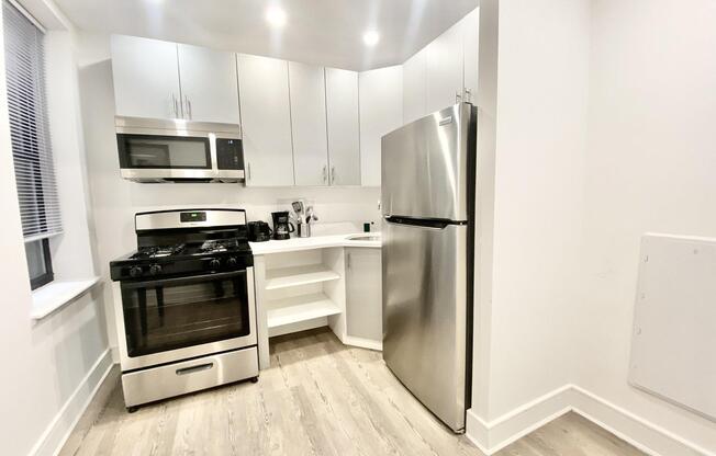 Studio, 1 bath, $3,995, Unit 15G