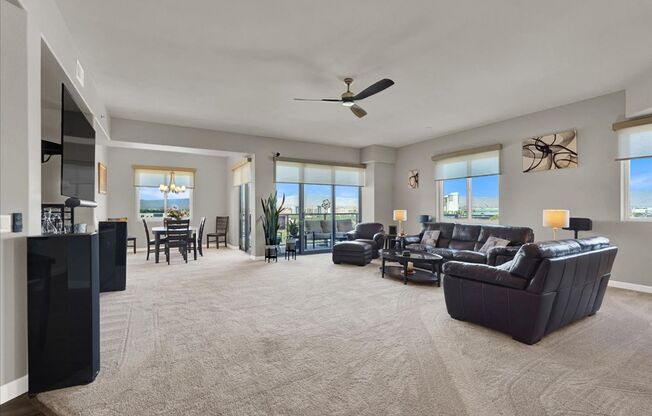 High Rise Condo in One Las Vegas- 4 bedrooms, 3.5 Baths- 2872 Sq. Feet