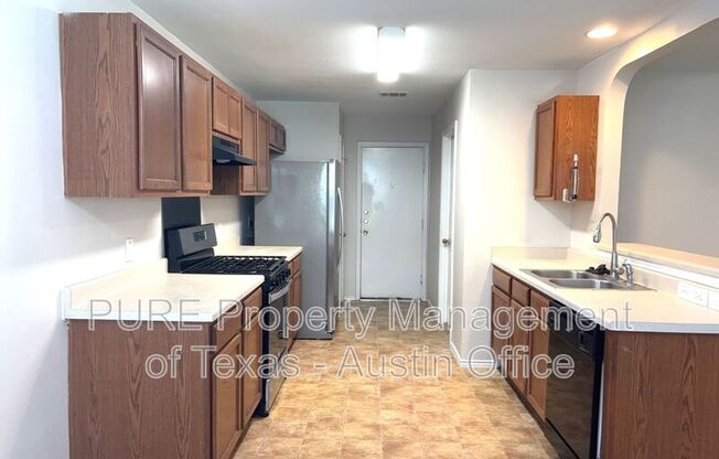 2724 BREEZY PT CV
