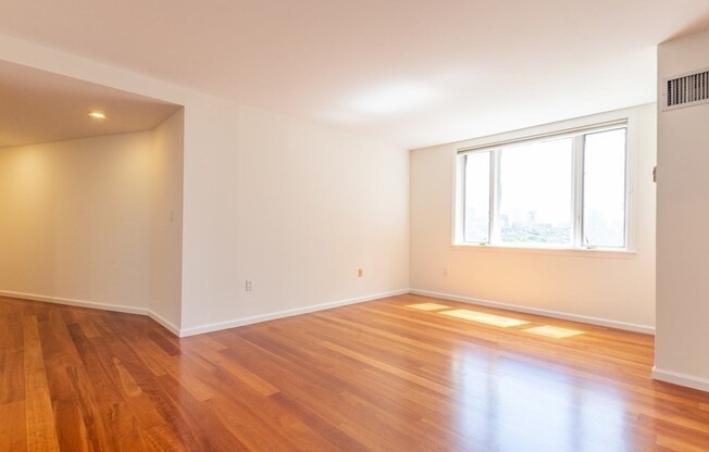 2 beds, 2 baths, 1,327 sqft, $5,750, Unit 804