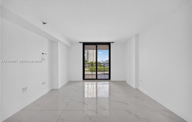 1 bed, 1.5 baths, $3,100, Unit # 916