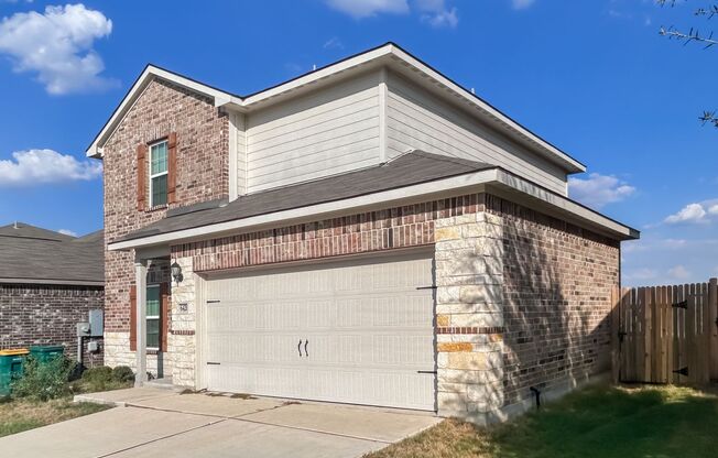 Beautifully Refreshed 3-Bedroom Home in Desirable Hightop Ridge