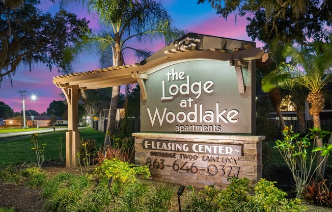 Lodge at Woodlake Entrance Sign