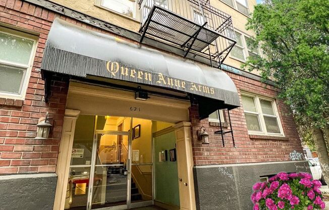 Queen Anne Arms