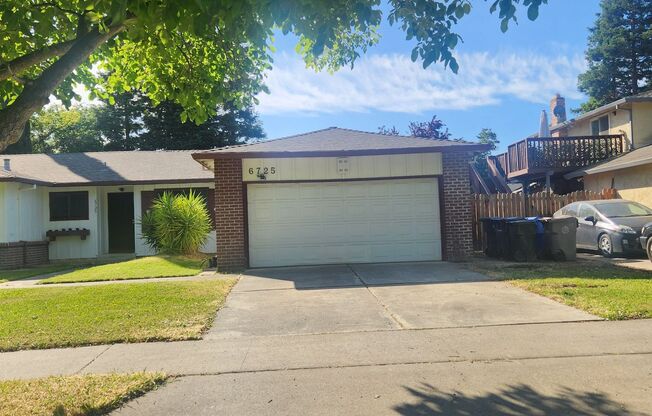 3 Bedroom 2 Bathroom Home in Greenhaven
