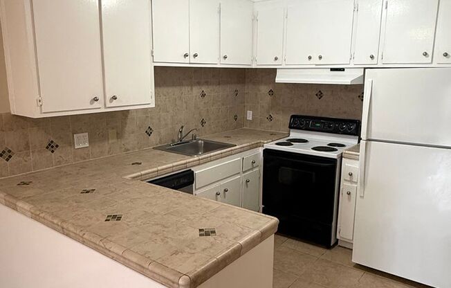 201 Athol Avenue (Athol LLC)