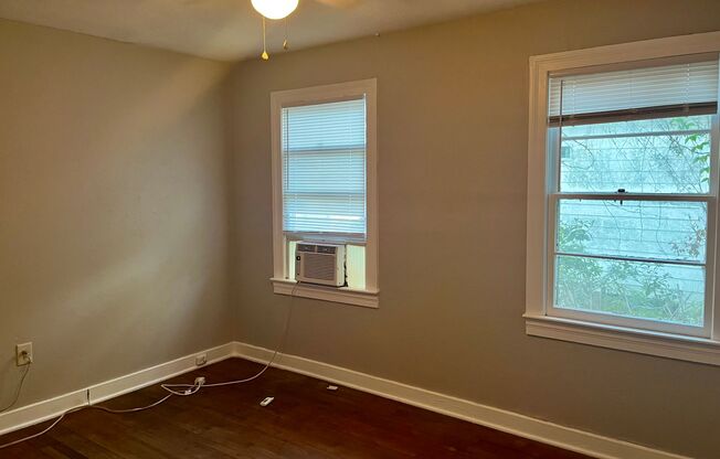 2 Bedroom Cottage close to LSU and Downtown $850/mo