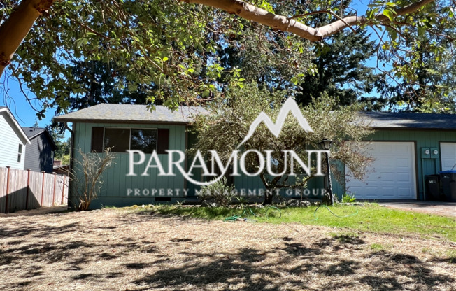Charming 2-Bedroom Duplex with Garage!