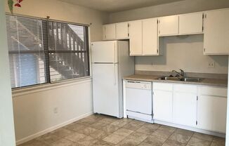 1 bed, 1 bath, 630 sqft, $650