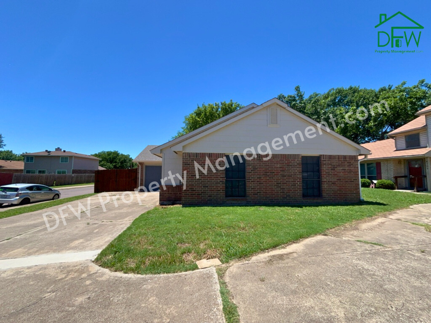 Charming 3-Bedroom Home in Keller ISD with Fenced Yard & Fireplace!
