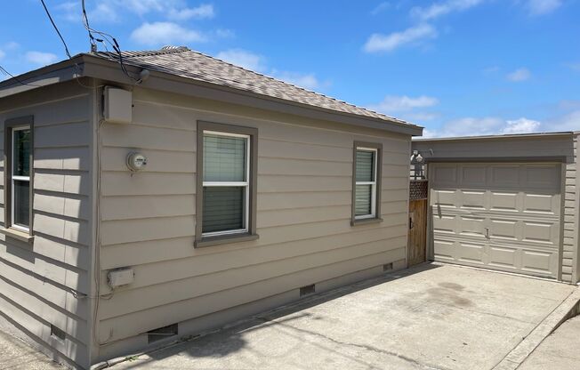 3 beds, 2 baths, $3,395