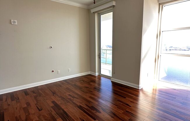 2 beds, 2.5 baths, $4,500, Unit UNIT 1706