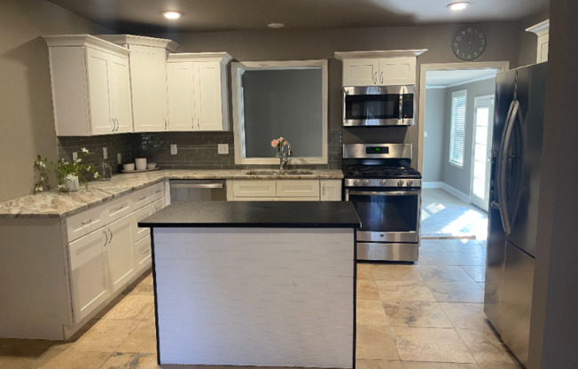3381 WALNUT GRV RD