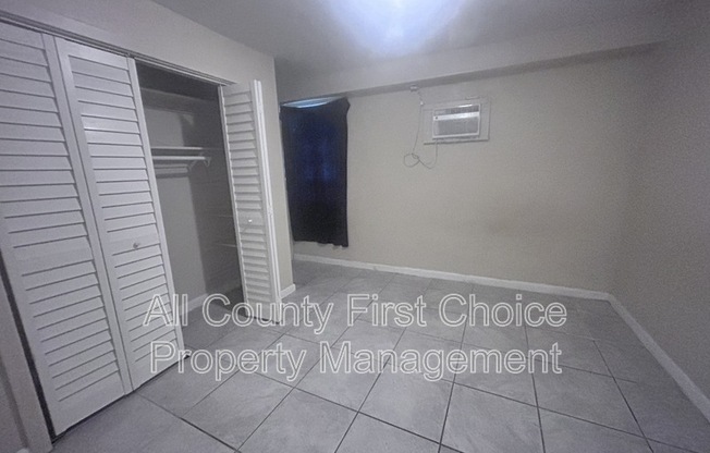 2843 1/2 2 AVE S
