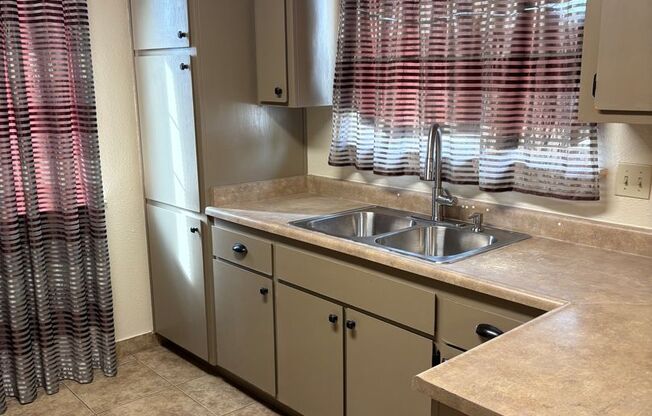 Single Family Home in Live Oak.